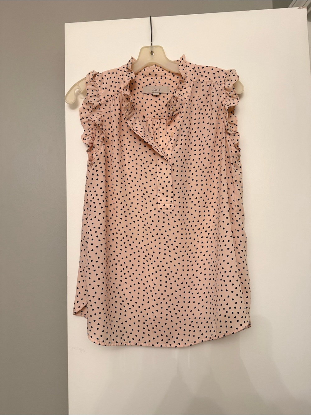 LOFT Blush Pink Ruffle Sleeveless Top with Black Heart Print